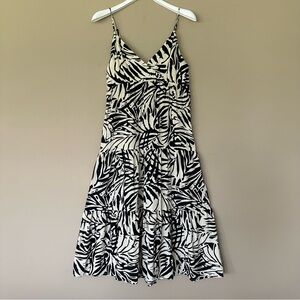 Patrons of Peace Tropical Midi Dress Women M Beachy Black Ivory Floral Smocked